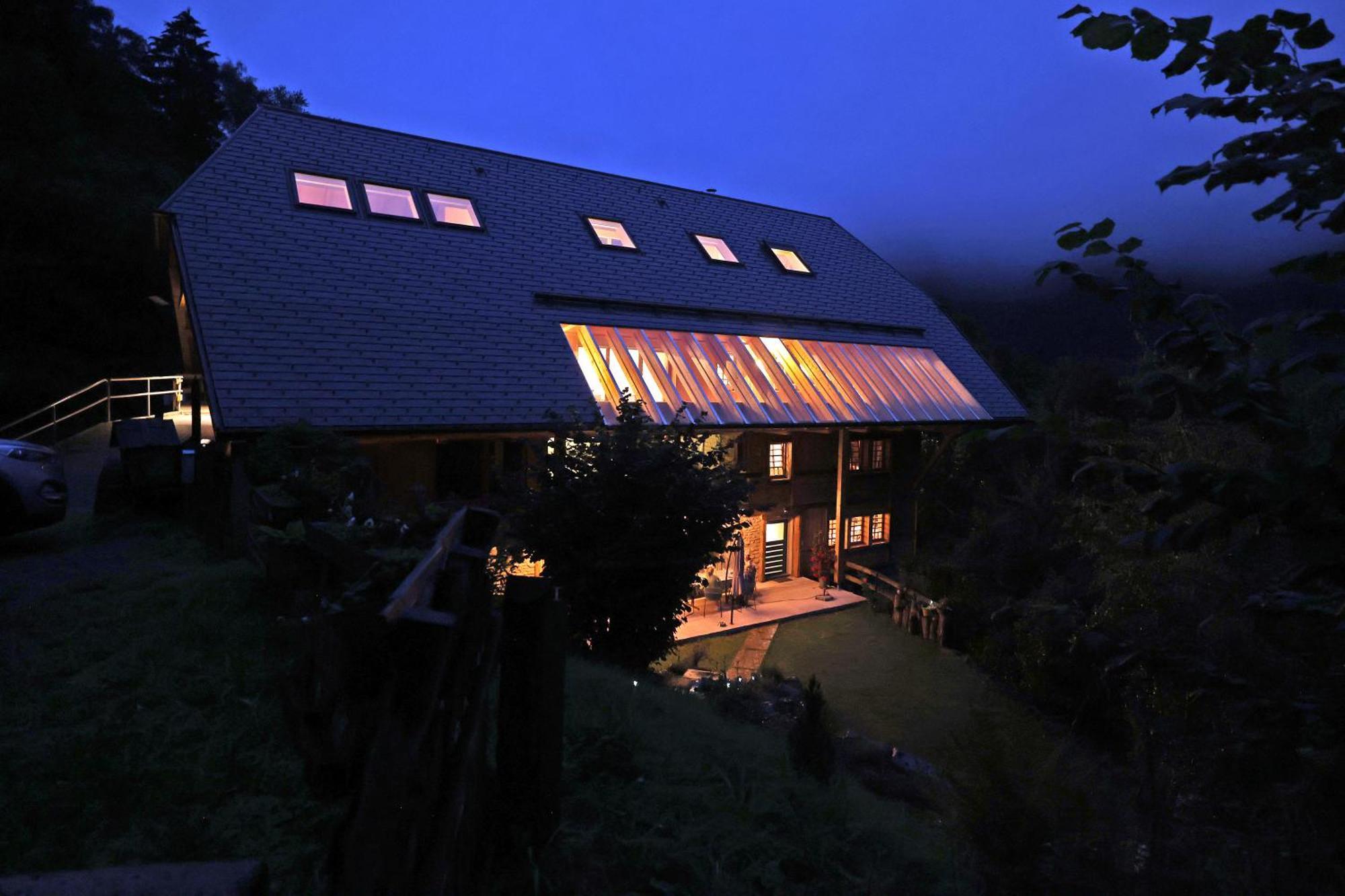 Ferienwohnung Im Loft-Style Mit Sauna Im Historischen Schwarzwaldhof Simonswald Exterior photo